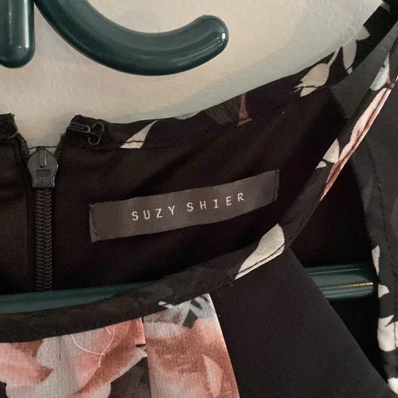 Evening floral dress - Picture 3 of 5